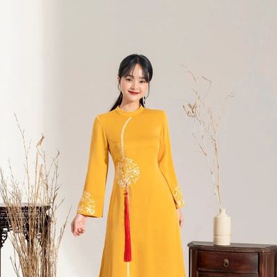 Áo dài cách tân Nhã Kim