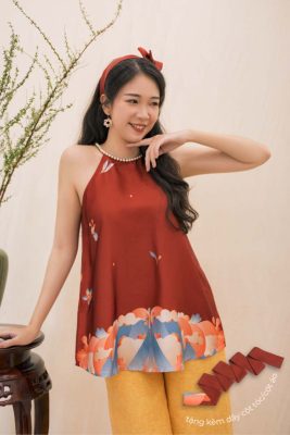 Áo yếm lụa truyền thống