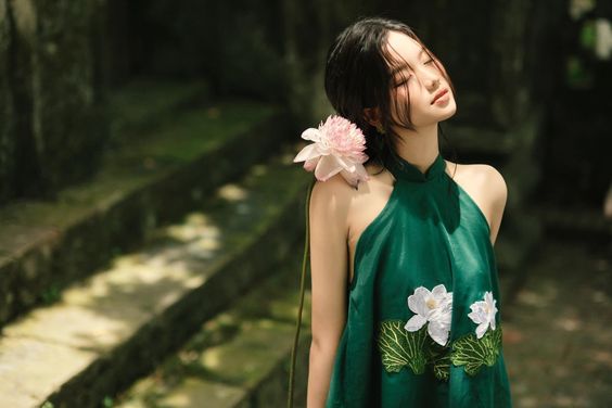 Áo yếm hoa sen áo dài Nhã